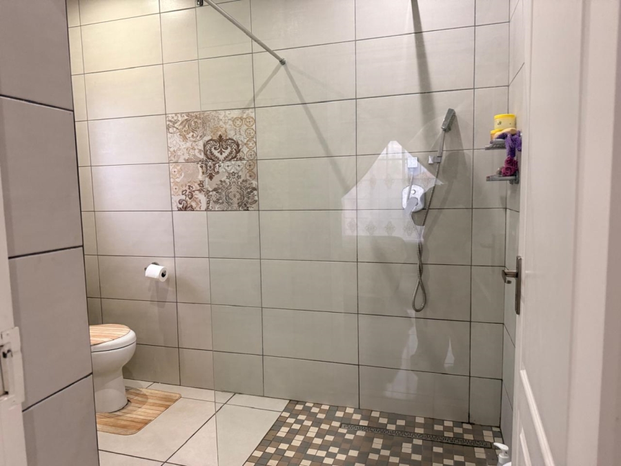 3 Bedroom Property for Sale in Waterkloof East North West